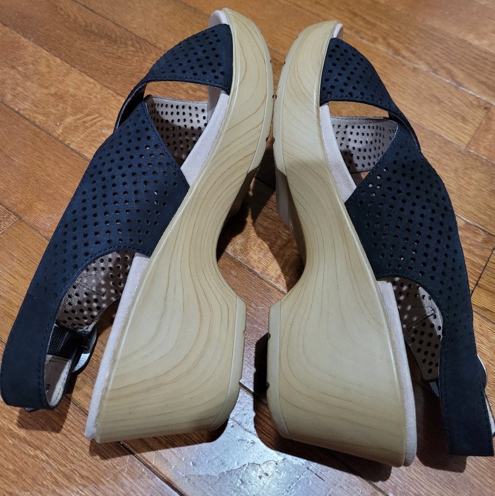 Dansko black leather wedge slingback sandals size  37  7 - Picture 6 of 8